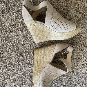 Marc Fisher Wedges